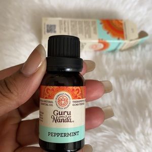GuruNanda Peppermint Essential Oil - Aromatherapy - GCMS Tested & Verified 100%